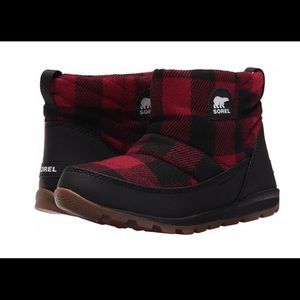 sorel whitney camp short boot sz 6.5